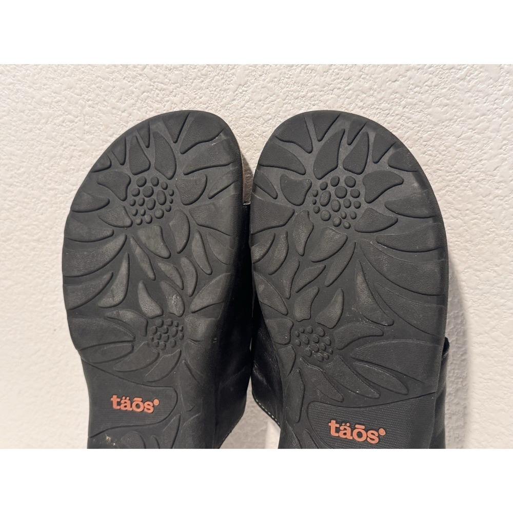TAOS Gift 2 Ruched Leather Thong Sandal 9 Black Slip On Beach Vacation GT2-12045 - Picture 7 of 9